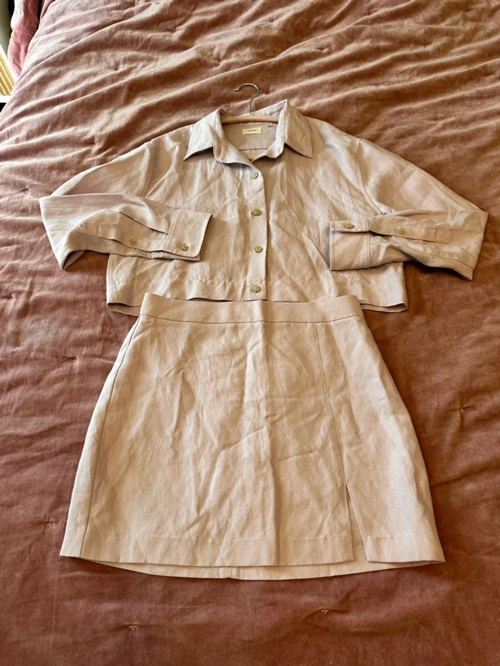 Aritzia Wilfred Cropped Lilac Button-Front Shirt with Matching Skirt set - Picture 4 of 10
